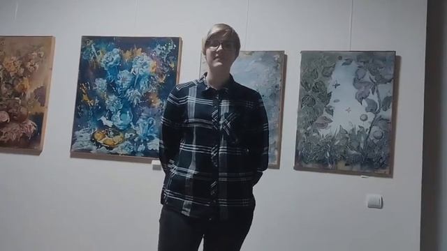 Подтуркина Алена читает стихотворение Н. Седова-Шмелева «У осени характер нестабильный» смотреть онлайн