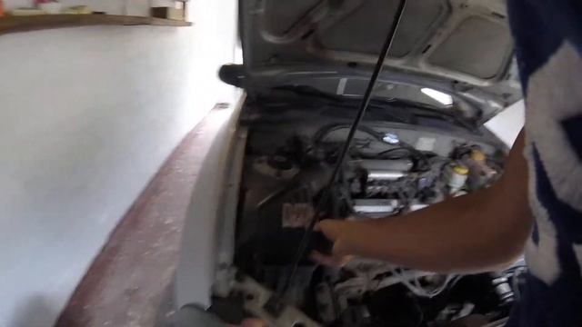 Замена воздушного фильтра на автомобилях Daewoo смотреть онлайн