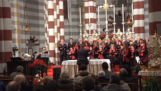 Coro San Lorenzo di Gazzola (PC) interpreta il Magnificat di Mons. Marco Frisina смотреть онлайн