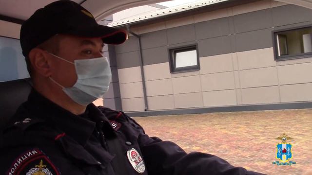 Парк Левобережный будут патрулировать полицейские на электрокарах смотреть онлайн