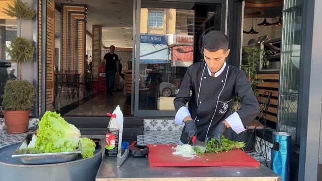 Selling 1 Ton per Day?! - INSANE Doner Kebab in Turkey - Turkish Street Food смотреть онлайн