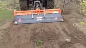 Почвофреза ShakTiman,  работает в саду в Волгоградской области ???+7 903 642 07 82