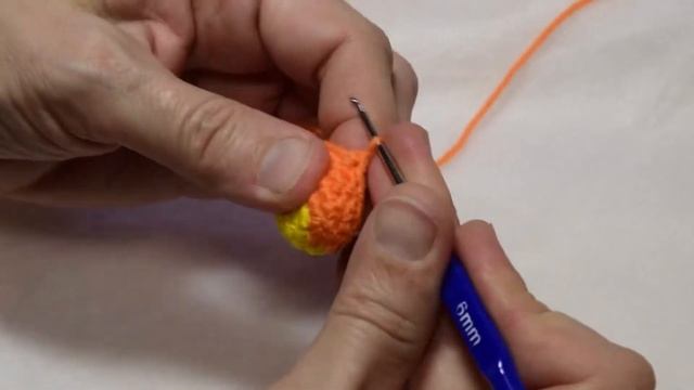 Лев крючком - морда, уши смотреть онлайн