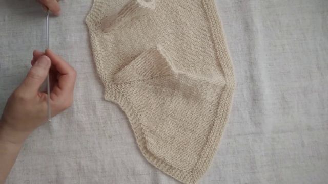 MaTusy. About knitting. Кардиганчик для недоношенного с запахом. смотреть онлайн