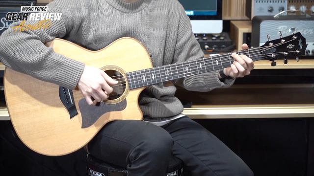 Taylor 714CE Natural VS Taylor 714CE Cedar review (No Talking) смотреть онлайн
