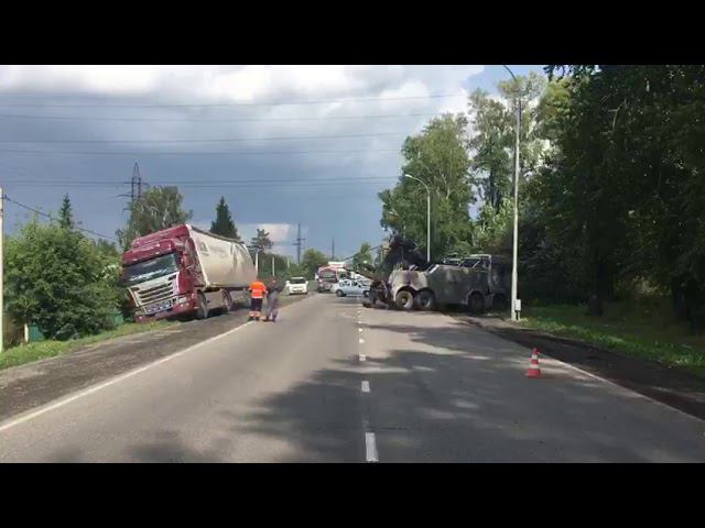 ДПС Кемерово и 2 грузовых эвакуатора смотреть онлайн