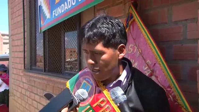 aniversario Bautista Saavedra UVB 2 Jorge Mamani Quispe, pdte de urbanización Roberto Tarqui, ej смотреть онлайн