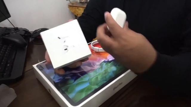 IPad Pro 4th gen 2020 / AirPods Pro UNBOXING! added items magic keyboard and pencil смотреть онлайн