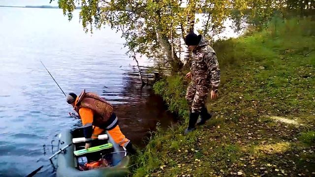 Рыбалка на реке Шексна, лещ, окунь, сорога смотреть онлайн