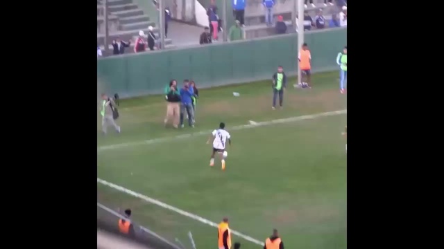 Shocking Fan Falls