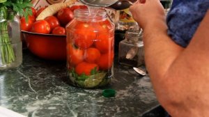 Очень вкусные маринованные помидоры - Как мариновать помидоры на зиму - СУПЕР рецепт