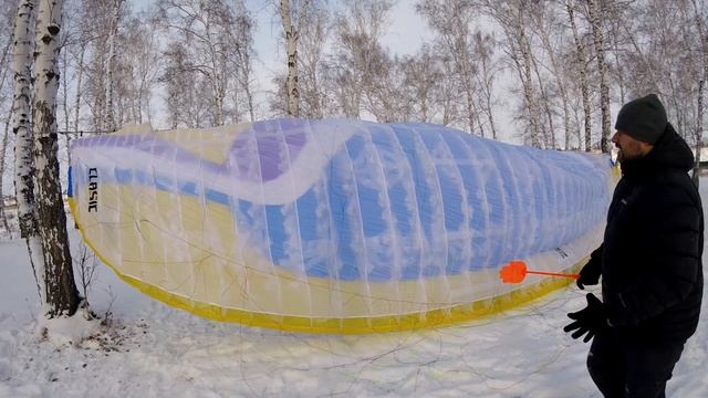 Чистка параплана на веревке - походный вариант! смотреть онлайн