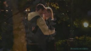 Белой акации гроздья душистые.