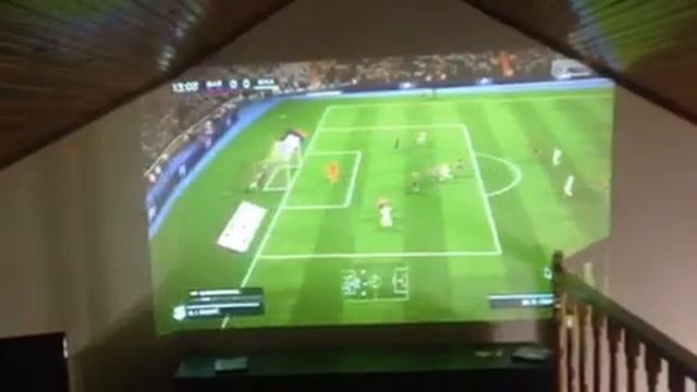 JmGO N7 : Amazing Full HD 4K Projector