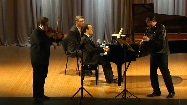 Mozart trio in E-flat major (Kegelstatt) / Моцарт трио ми бемоль мажор (Кегельштадт) смотреть онлайн