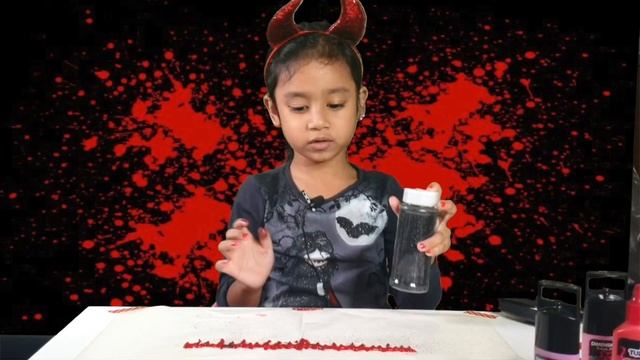 How To Make Bloody Necklace / Choker From Fabric Dimensional Paint by 5 Years Old Aurora Jasmine смотреть онлайн