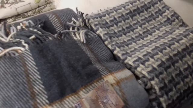 Пледы шерстяные в магазине Народный Лён