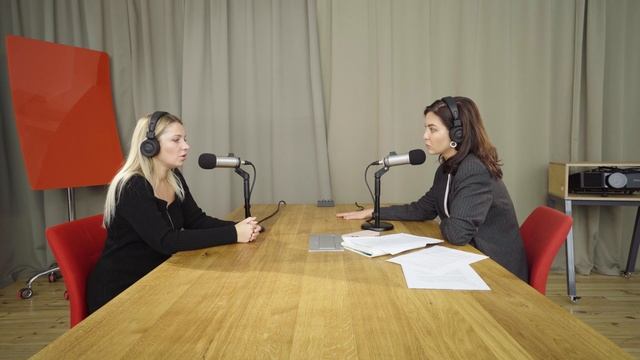 Нина Левчук о работе в Google, инвестициях в стартапы, женском лидерстве и саббатикал смотреть онлайн