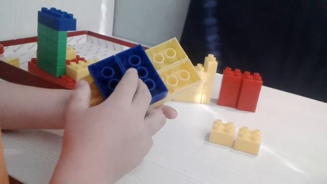 Как сделать лестницу из (ЛЕГО). смотреть онлайн
