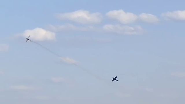 Авиашоу Коротич 24.08.15. (г. Харьков) радиопереговоры пилотов смотреть онлайн