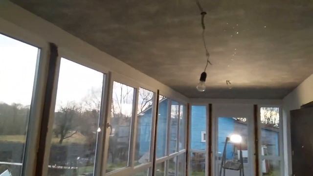 Шпаклевание ОСБ плит на потолке (osb 2) обычной шпаклёвкой. Жидкие обои Silk Plaster. смотреть онлайн