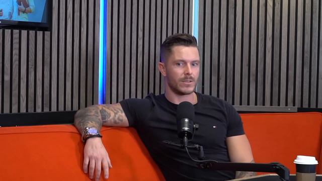 How to BE A BETTER MAN - Hamza | Pete Taylor смотреть онлайн