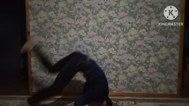 Как научиться вставать на голову смотреть онлайн