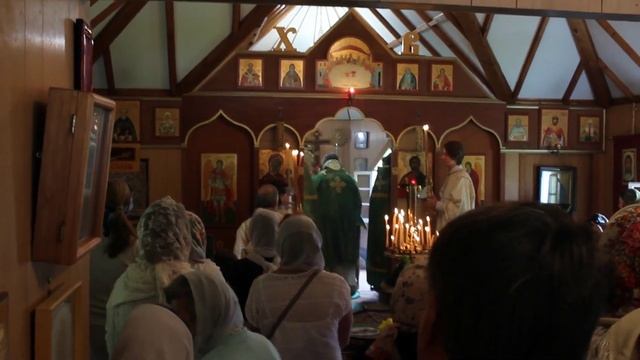 Архиерейское богослужение в престольный праздник храма св. Серафима Саровского в Роудоне (01.8.2023 смотреть онлайн