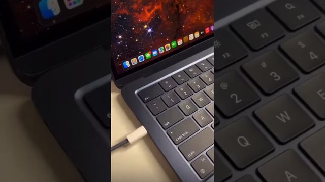 Infinite charging ⚡️power #apple смотреть онлайн