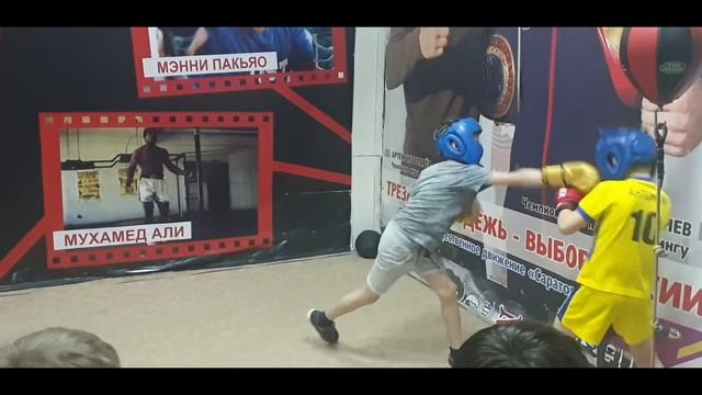 Бокс, тренироваться и ещё раз тренироваться смотреть онлайн