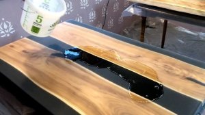 СТОЛ ИЗ БРЕВНА АКАЦИИ ЗА ТРИ МИНУТЫ Доступная всем ТЕХНОЛОГИЯ | Epoxy Resin river Table