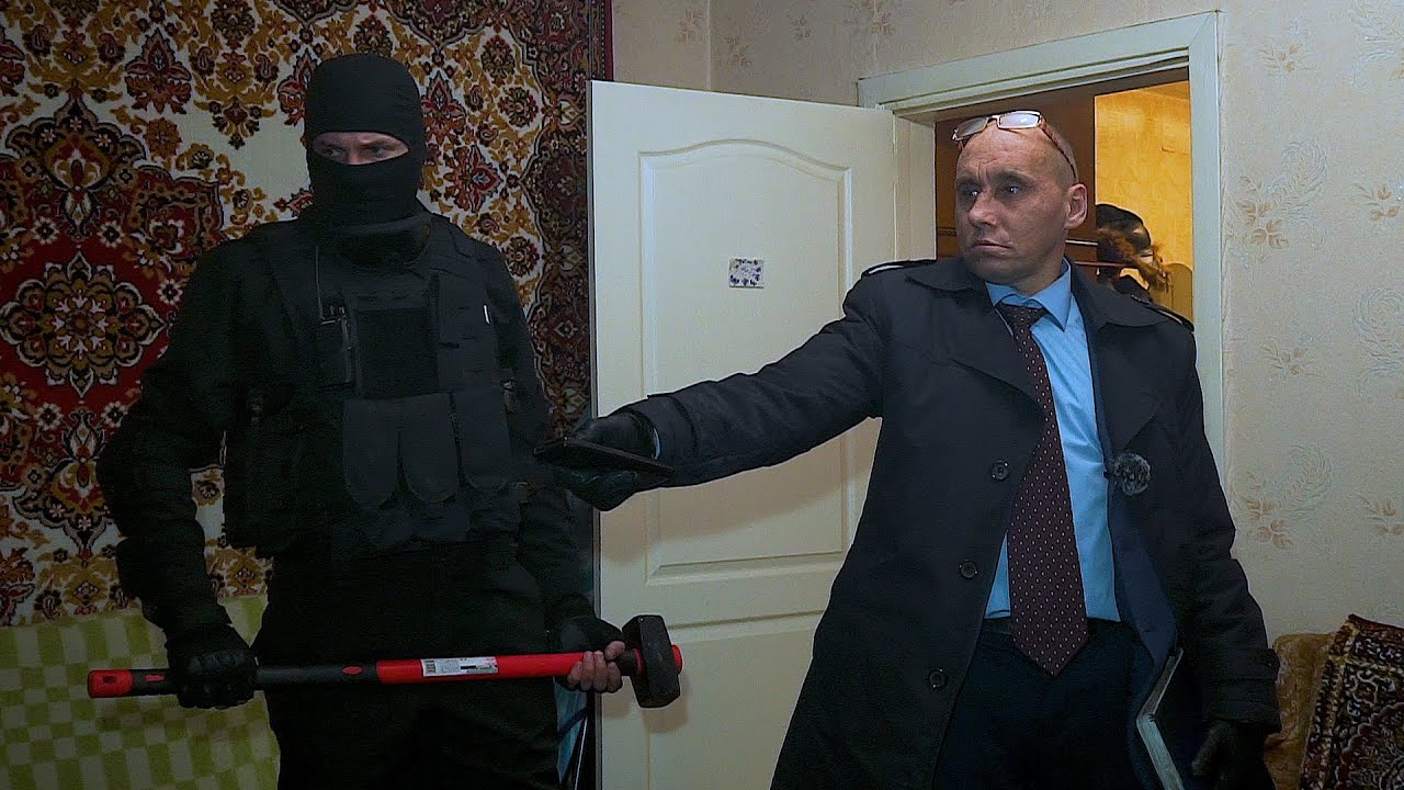 Виталий Наливкин запретил смотреть телевизор.