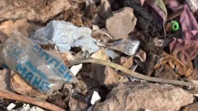 Самая большая свалка мусора в Индии - Газипур (Ghazipur - Hindi) в Нью Дели смотреть онлайн