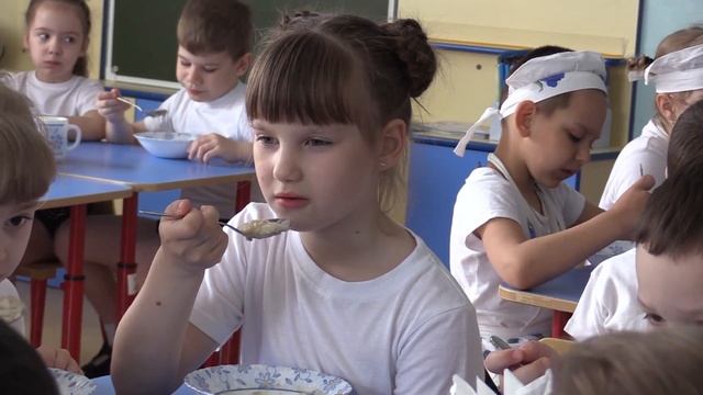 завтрак в детском саду №18 смотреть онлайн