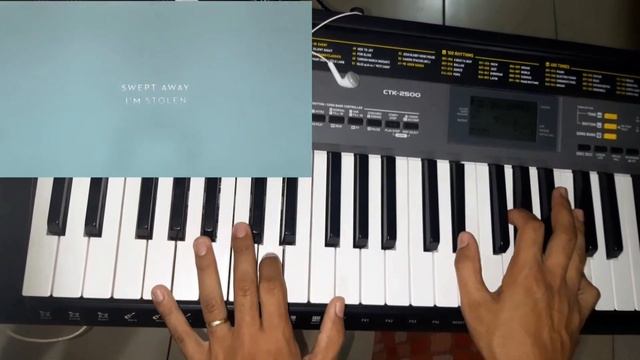 Versão Acústica skyfall por Victor Luna смотреть онлайн