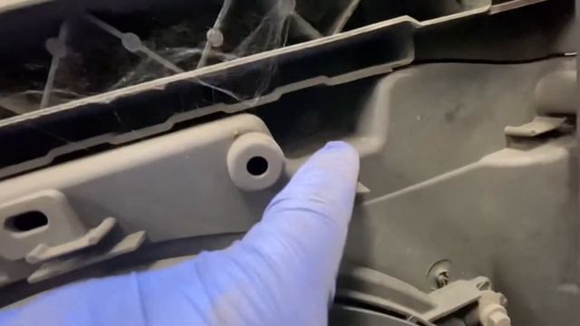 2017 #Peugeot #Partner #vans #leaking #Radiator #replacement and #Citroen #Berlingo #vans смотреть онлайн