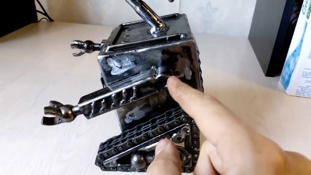 Робот Валли.Ресайкл арт.Wall-e .Recycle Art.