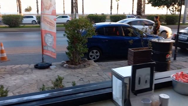 ? Тантуни-дюрюм и крыши средиземноморского города