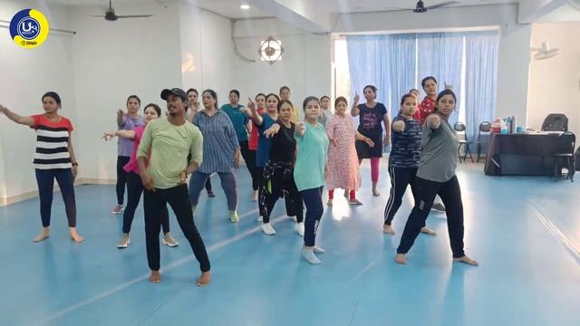Uncha Lamba Kad | Dance Video | Zumba Video | Zumba Fitness With Unique Beats | Vivek Sir смотреть онлайн