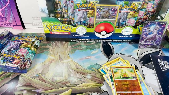 I opened my first Pokemon GO! Elite Trainer Box...What did I find inside? смотреть онлайн
