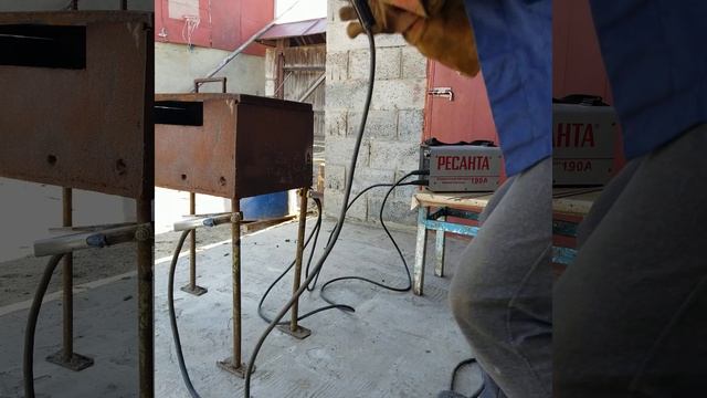 Ресанта САИ 220Т LUX против Ресанта САИ 190 - обзор и тест сварочных аппаратов