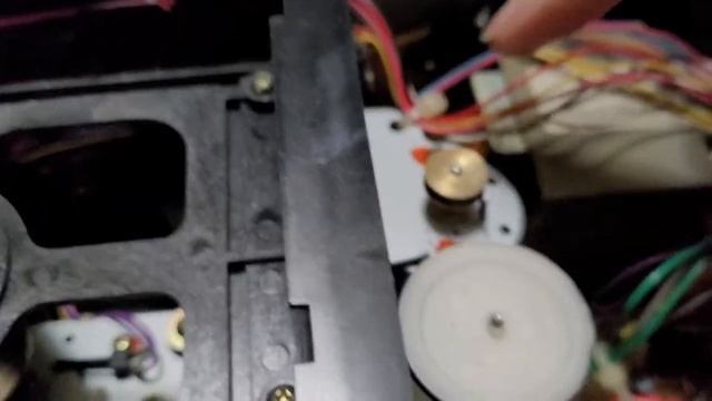 Fisher DAC-197 belt repair. смотреть онлайн