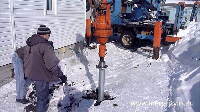 Монтаж фундамента для веранды - 1.wmv смотреть онлайн