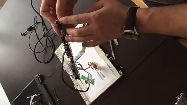 How to transform Lcd Laptop Display from HP Pavilion Dv6000 in to TV or ordinary Monitor смотреть онлайн