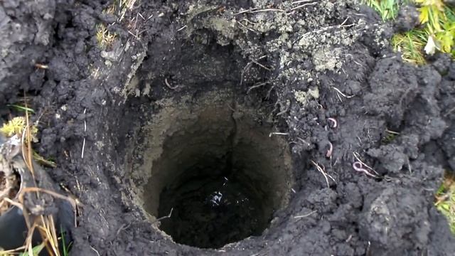 Бурение ям ямобуром в глининистой почве смотреть онлайн