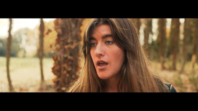 Júlia Millet- Middle of Nowhere (Videoclip Oficial) смотреть онлайн