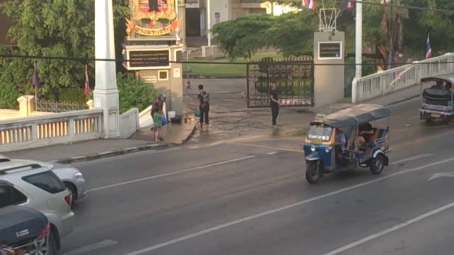 Бангкок. Сонгкран. Тайский новый год. смотреть онлайн