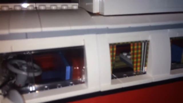 Lego Volkswagen T1 Camper Van смотреть онлайн