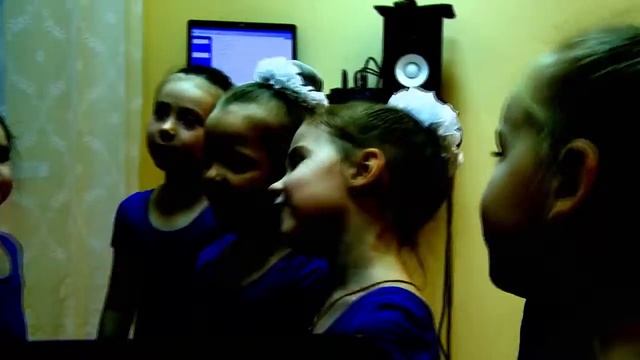 Школа танца "Эклипс" в одежде от NOIX смотреть онлайн