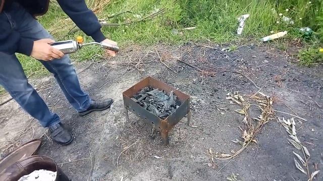 Как без розжига и опахала быстро разжечь костер в мангале,без гмо 18+,лайфхак смотреть онлайн